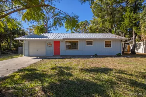 1134 N Fan Palm Pt, Crystal River, FL 34429