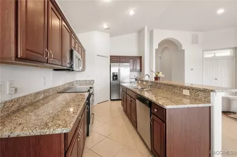 Kitchen - 1370 W Diamond Shore Loop, Hernando, FL 34442 photo 3 of 3