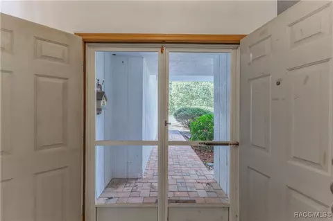 10086 Huckleberry Dr, Spring Hill, FL 34608 photo 9
