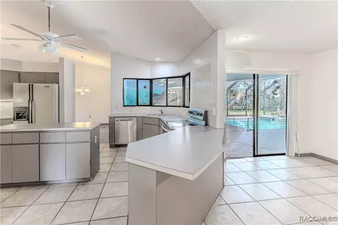 10086 Huckleberry Dr, Spring Hill, FL 34608 photo 21