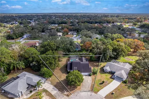 10086 Huckleberry Dr, Spring Hill, FL 34608 photo 2