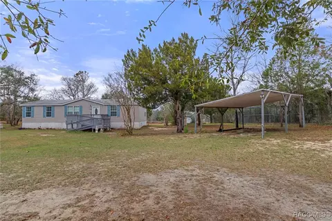 10330 S Quarterhorse Ave, Floral City, FL 34436