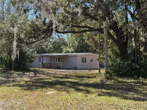 2558 S Pine Ridge Ave, Homosassa, FL 34448