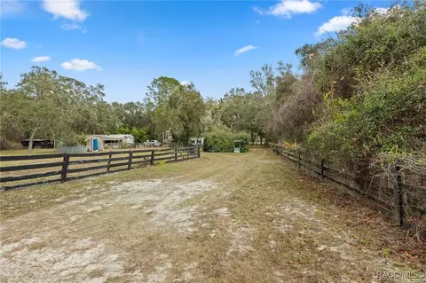6755 N Heidi Dr, Hernando, FL 34442 photo 6