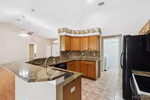Kitchen - 1751 E Tradewind Dr, Hernando, FL 34442 photo 1 of 5