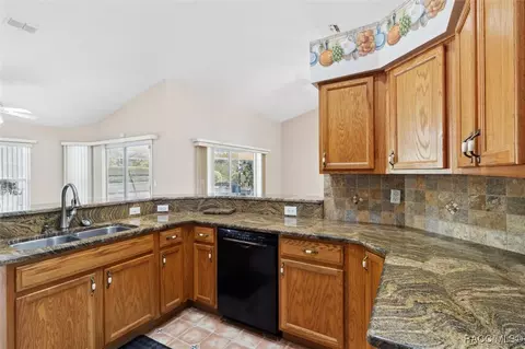 Kitchen - 1751 E Tradewind Dr, Hernando, FL 34442 photo 3 of 5