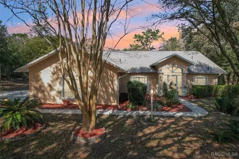 Exterior - 1751 E Tradewind Dr, Hernando, FL 34442 photo 2 of 18