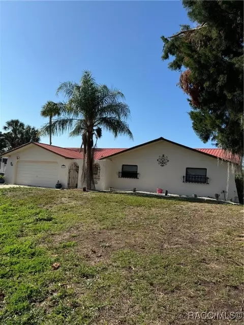 3826 N Calusa Pt, Crystal River, FL 34428