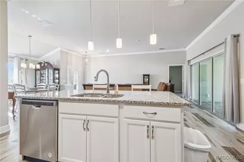 Kitchen - 65 E Boston St, Hernando, FL 34442 photo 5 of 7