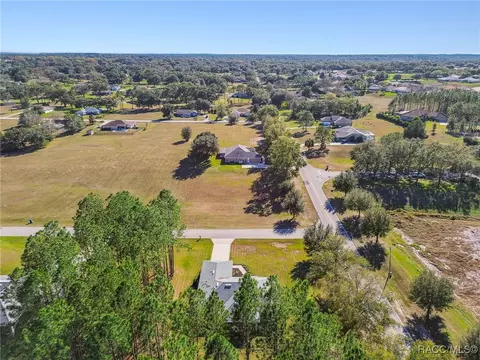 View/Area - 65 E Boston St, Hernando, FL 34442 photo 10 of 15