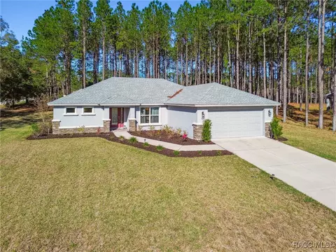 Exterior - 65 E Boston St, Hernando, FL 34442 photo 15 of 20