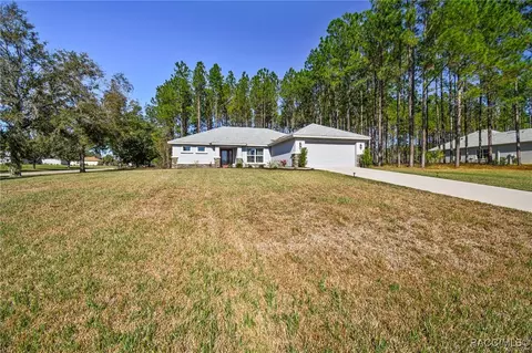 Exterior - 65 E Boston St, Hernando, FL 34442 photo 17 of 20