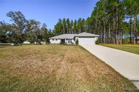 Exterior - 65 E Boston St, Hernando, FL 34442 photo 16 of 20