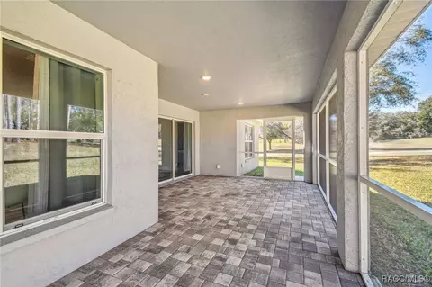 Exterior - 65 E Boston St, Hernando, FL 34442 photo 6 of 20