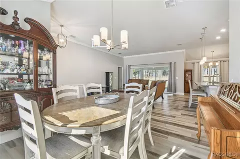 Dining - 65 E Boston St, Hernando, FL 34442 photo 2 of 7