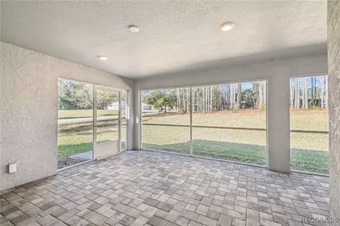 Exterior - 65 E Boston St, Hernando, FL 34442 photo 3 of 20