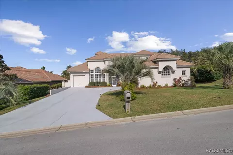 Exterior - 977 W Rollingwood Ct, Hernando, FL 34442 photo 3 of 11