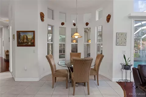 Dining - 977 W Rollingwood Ct, Hernando, FL 34442 photo 5 of 6