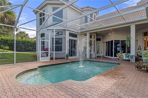 Exterior - 977 W Rollingwood Ct, Hernando, FL 34442 photo 7 of 11