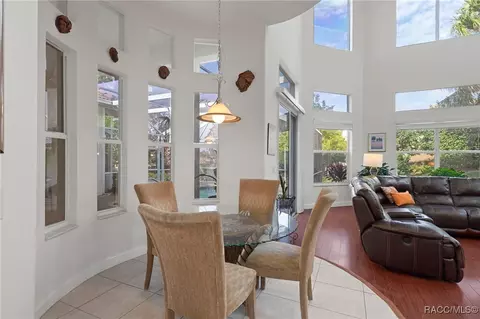 Dining - 977 W Rollingwood Ct, Hernando, FL 34442 photo 4 of 6
