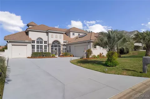 Exterior - 977 W Rollingwood Ct, Hernando, FL 34442 photo 2 of 11