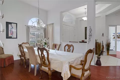 Dining - 977 W Rollingwood Ct, Hernando, FL 34442 photo 2 of 6