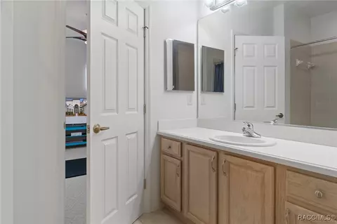 Bath - 977 W Rollingwood Ct, Hernando, FL 34442 photo 10 of 11