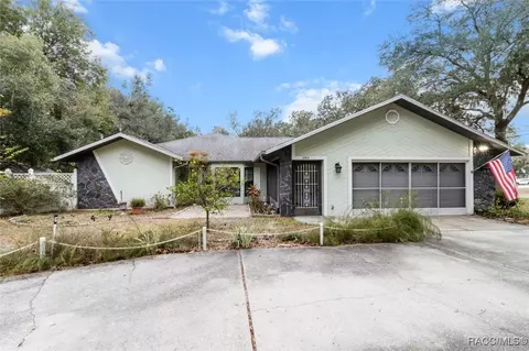2914 E George St, Inverness, FL 34453