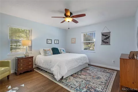 Bedroom - 100 E Cumberland Ct, Hernando, FL 34442 photo 4 of 6