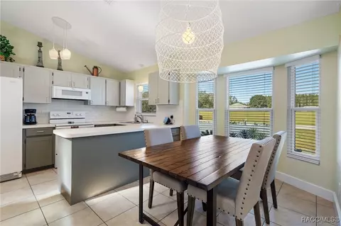 Dining - 100 E Cumberland Ct, Hernando, FL 34442 photo 1 of 2