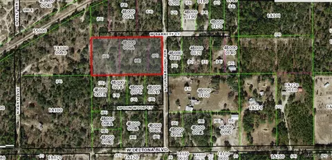 3722 W Barrett Ct, Dunnellon, FL 34433