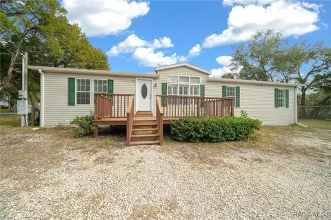 697 N Gulf Ave, Crystal River, FL 34429