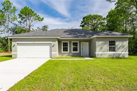 3179 W Barberton Pl, Citrus Springs, FL 34433
