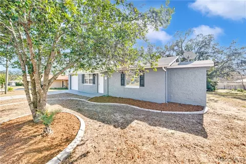 Exterior - 1474 Coble Rd, Spring Hill, FL 34608 photo 6 of 6