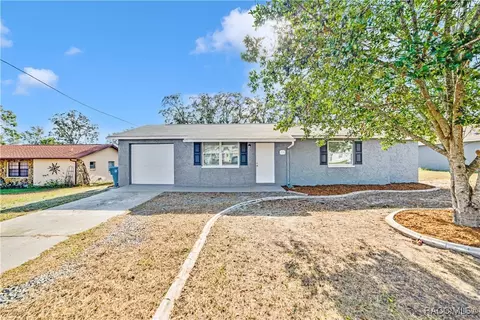 Exterior - 1474 Coble Rd, Spring Hill, FL 34608 photo 4 of 6