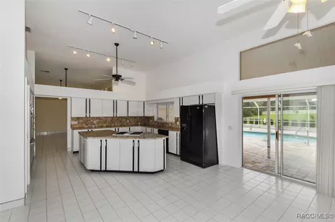 1262 E Triple Crown Loop, Hernando, FL 34442 photo 12