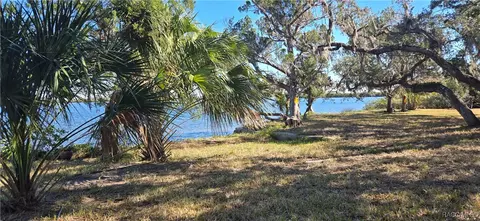 17 N 19 N Spangler Loop, Crystal River, FL 34429 photo 6