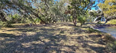 17 N 19 N Spangler Loop, Crystal River, FL 34429 photo 10
