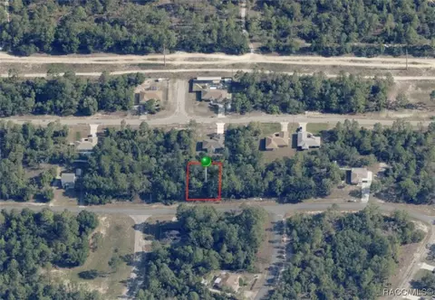 3271 W Montgomery Ln, Citrus Springs, FL 34434
