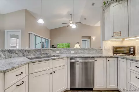419 W Cobblestone Loop, Hernando, FL 34442 photo 12