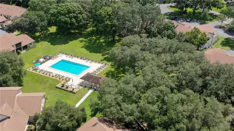 Exterior - 95 E Hartford St #7A, Hernando, FL 34442 photo 2 of 10