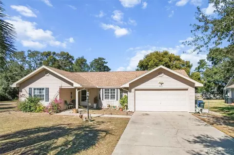 2450 N Brentwood Cir, Lecanto, FL 34461