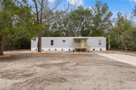 3237 N Chameleon Pt, Crystal River, FL 34428