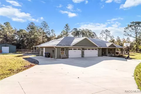 2451 N Stampede Dr, Beverly Hills, FL 34465