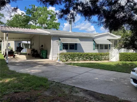 5734 W Sardock Ct, Homosassa, FL 34446