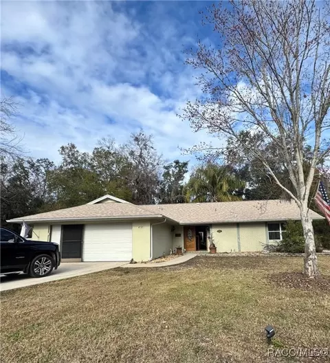 4737 S Sawmill Way, Homosassa, FL 34448