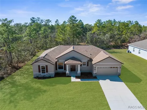 19 Lupine St, Homosassa, FL 34446