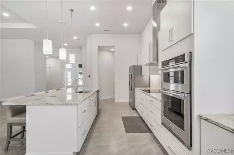 Kitchen - 2132 N Buttonwood Loop, Hernando, FL 34442 photo 3 of 7