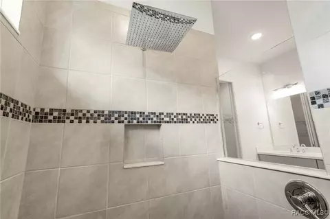 Bath - 2132 N Buttonwood Loop, Hernando, FL 34442 photo 1 of 4