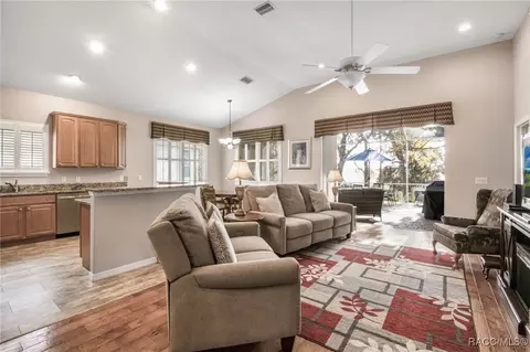 1037 W Diamond Shore Loop #7, Hernando, FL 34442 photo 13
